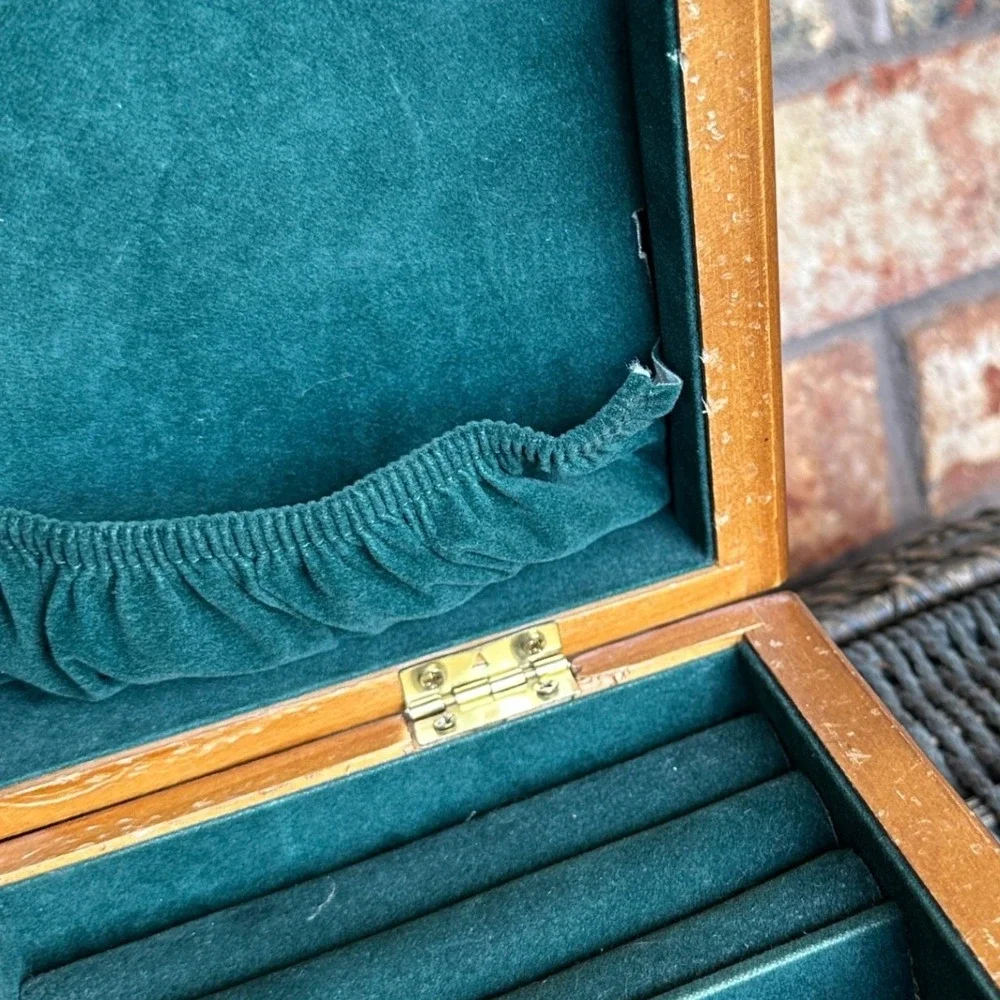 Vintage Powell Wood Jewelry Box Green Velvet Lining Mirror Necklace Hooks Taiwan